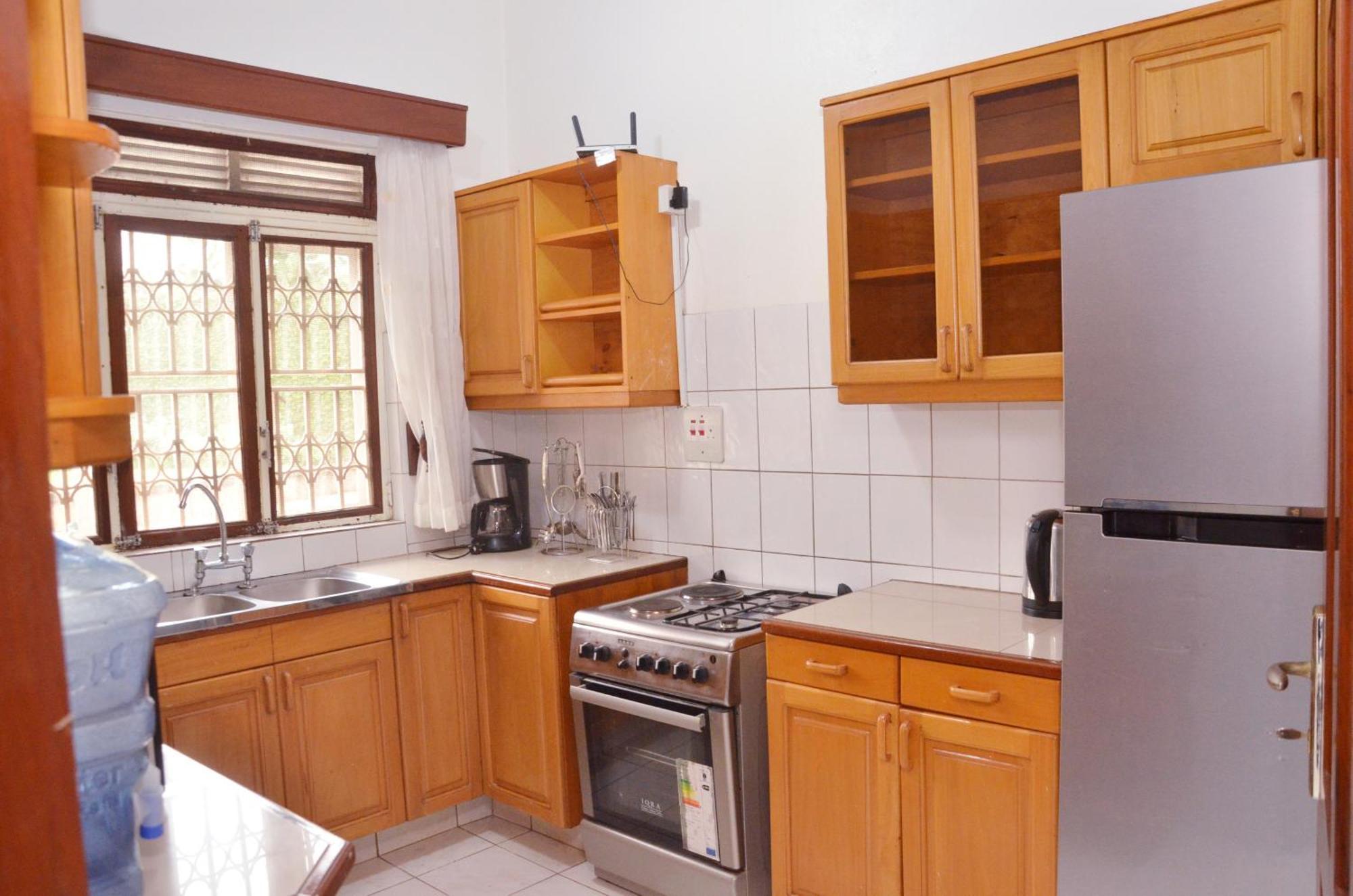 Corinya Serviced Apartments Entebbe Habitación foto