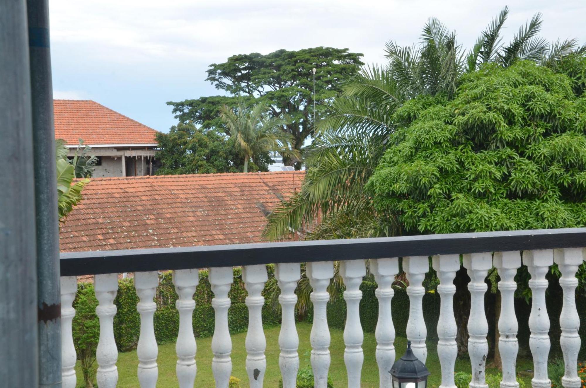 Corinya Serviced Apartments Entebbe Habitación foto